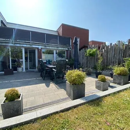 Sandfeld, Am Sandfeld 1