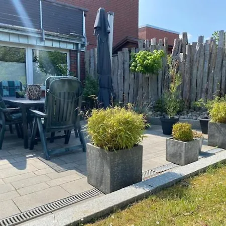 Sandfeld, Am Sandfeld 1 * Teterow