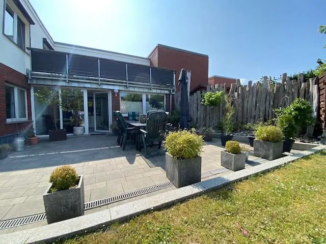 Sandfeld, Am Sandfeld 1