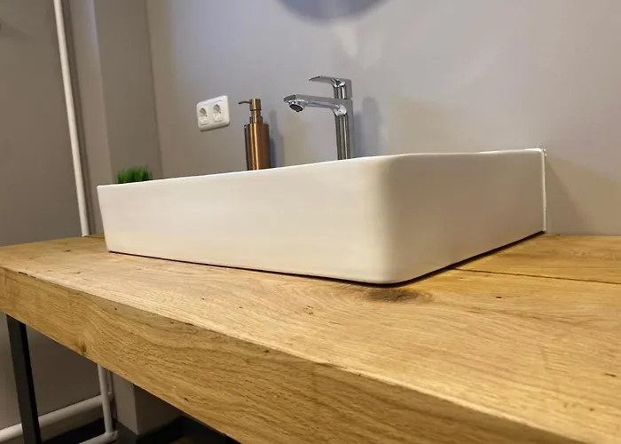 Sandfeld, Am Sandfeld 1 * Teterow